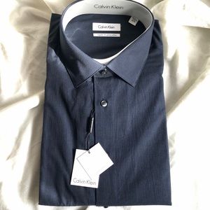 NWT Calvin Klein Button Up Shirt
